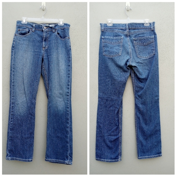 Old Navy Low Waist Stretch Jeans in Size 8 - Picture 1 of 7